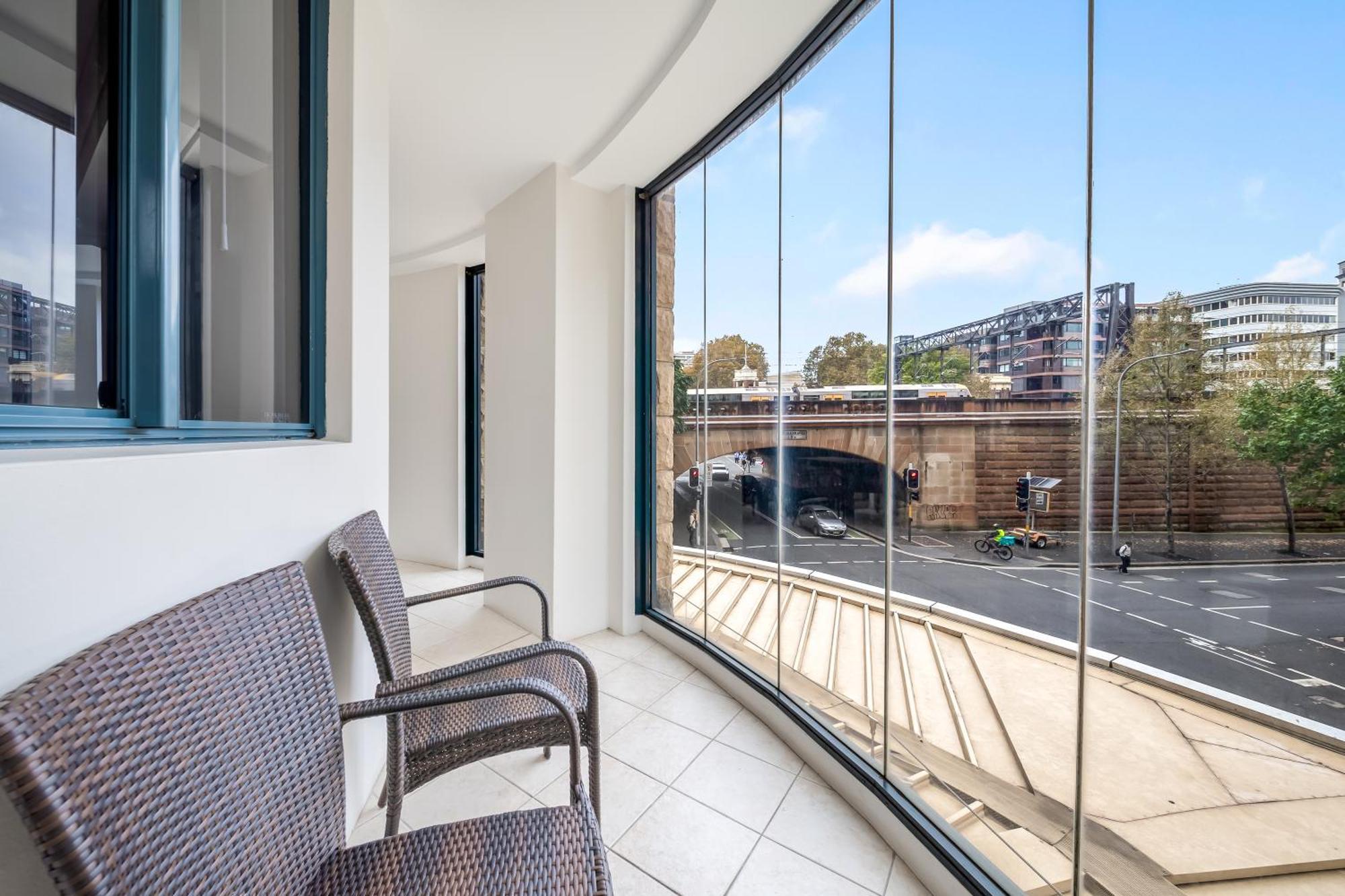 Oaks Sydney Castlereagh Suites Exterior foto