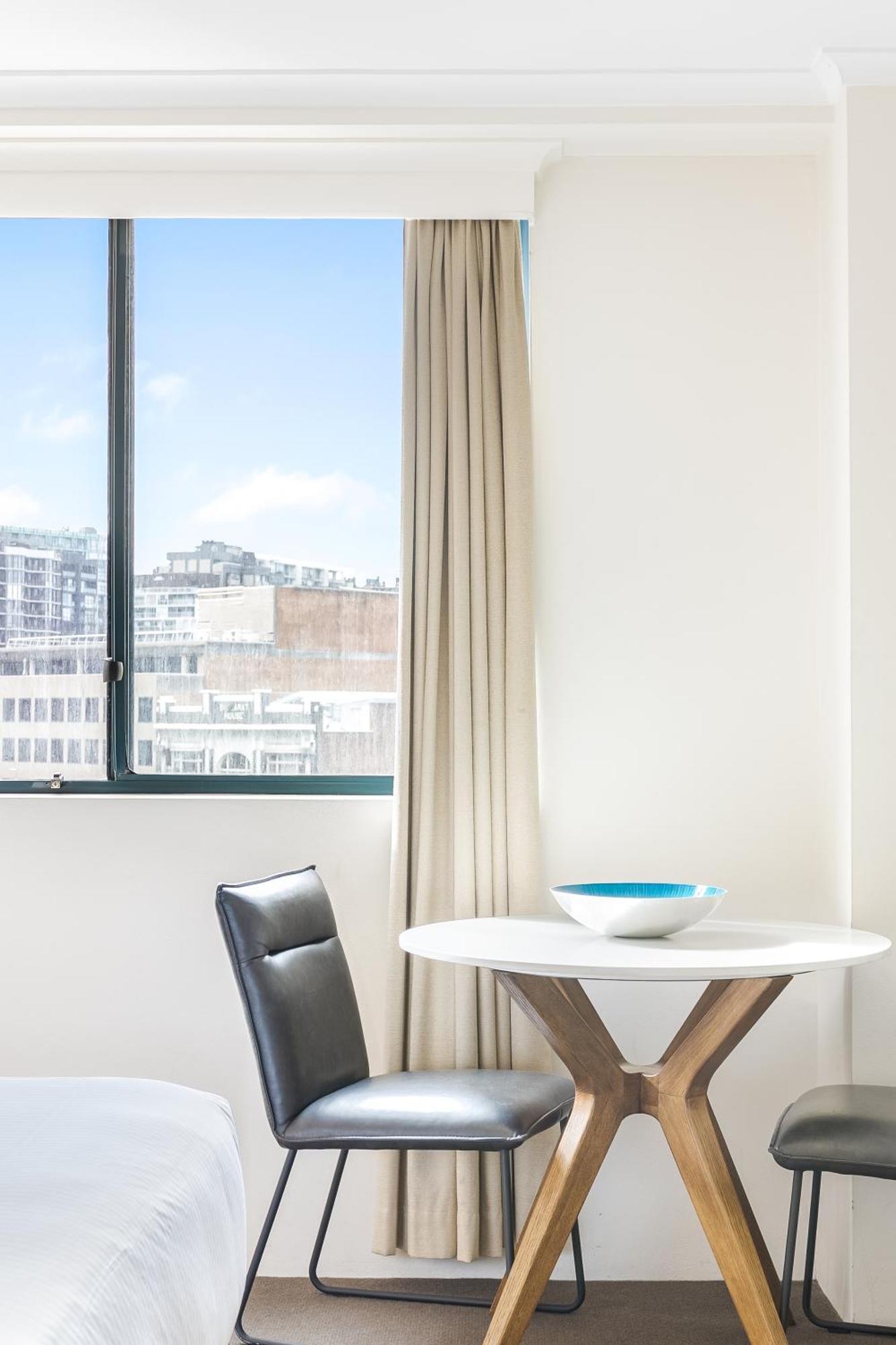 Oaks Sydney Castlereagh Suites Exterior foto