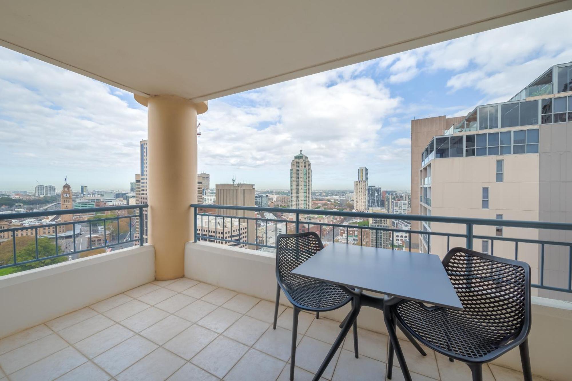 Oaks Sydney Castlereagh Suites Exterior foto